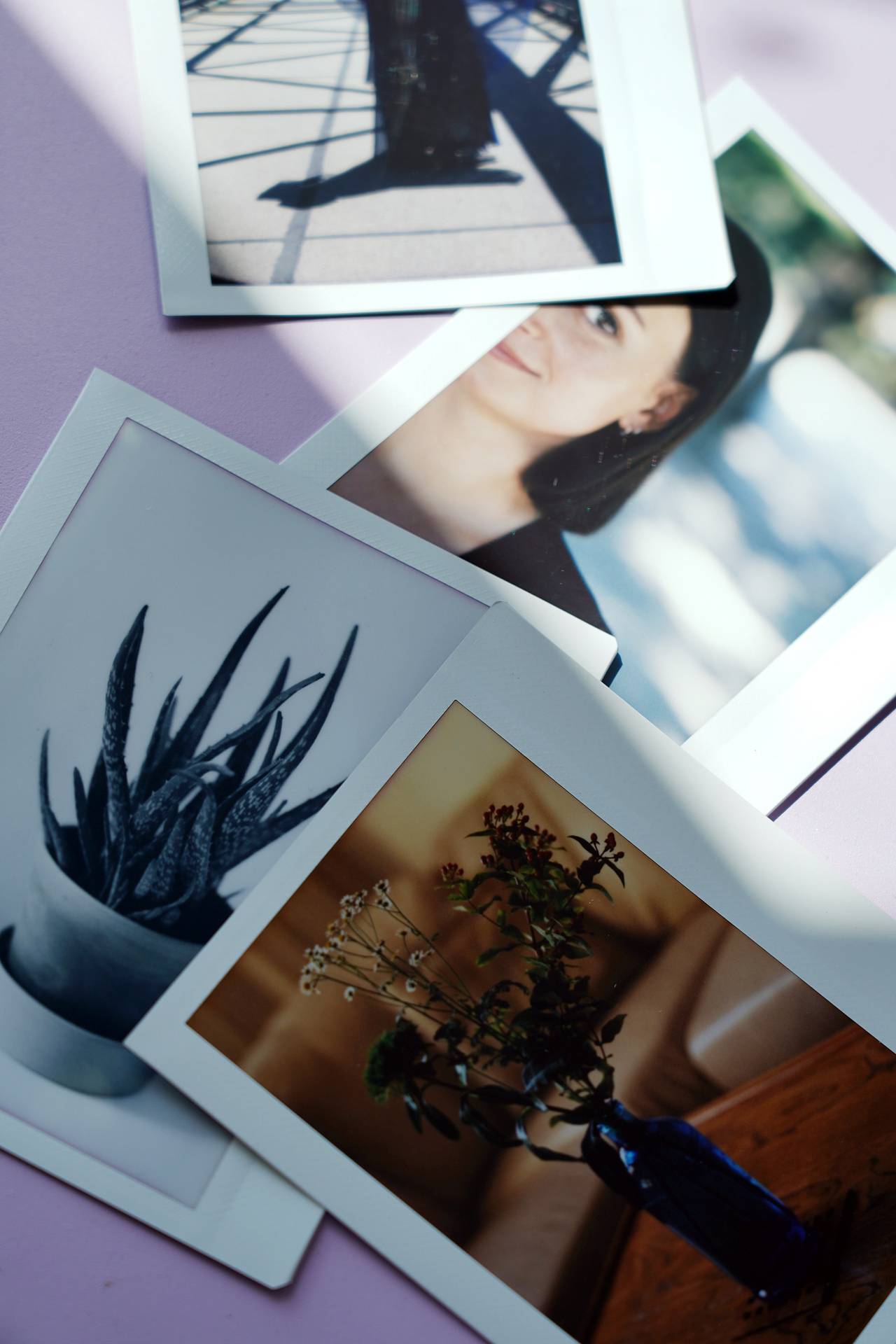 Double the width of Instax Mini film, double the fun – shoot 20 wide format instant snapshots bursting with eye-popping colors and clarity.