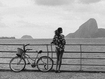 FUJIFILM X10 本体　※作例付 Camera: Fujifilm x10 · Lomography
