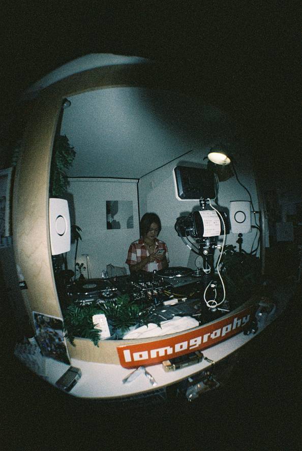 © 江岚 | 使用 Fisheye No.2 135 第二代鱼眼胶片相机－葡萄酱特别版 拍摄