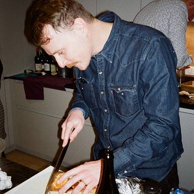 lomogone