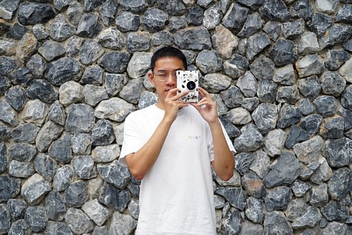 Gongkan Carves a Magical Space in Designing the Lomo'Instant Gongkan Edition