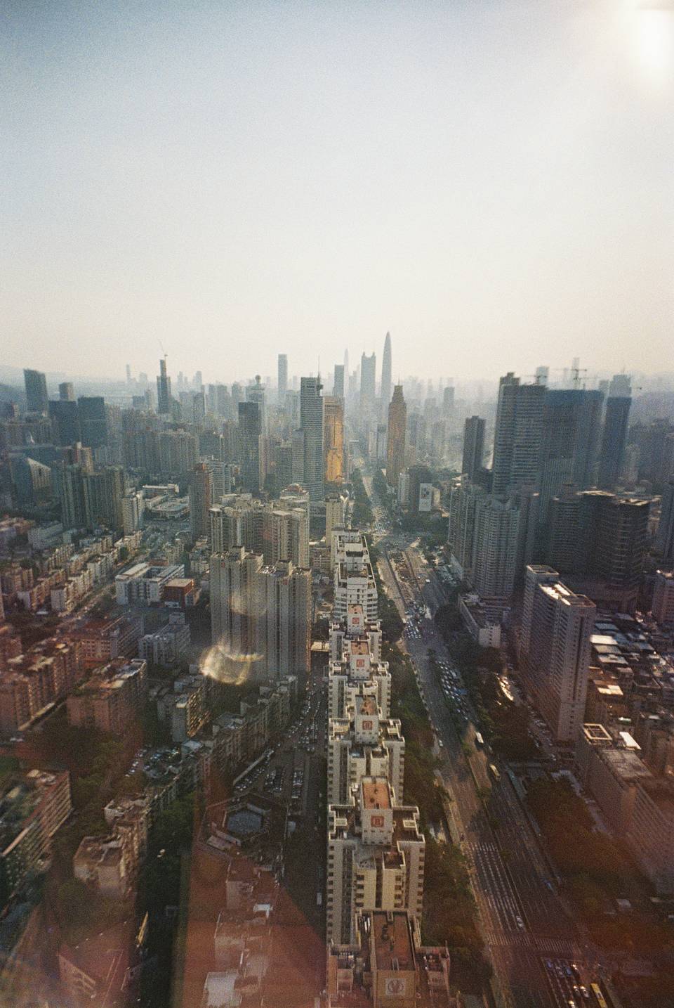 深圳 × 青岛 | © 郑淳文、Augenstern.｜Lomography Color Negative 400 红调负片