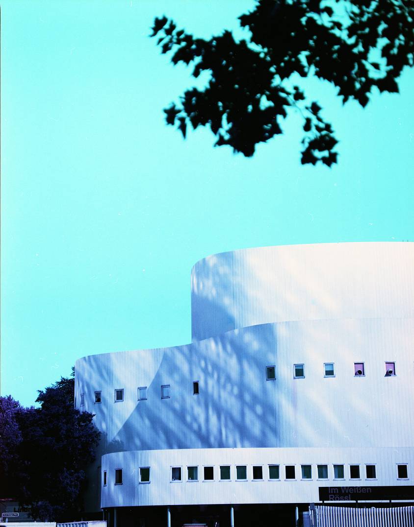 Photos by shoujoai and candeeland