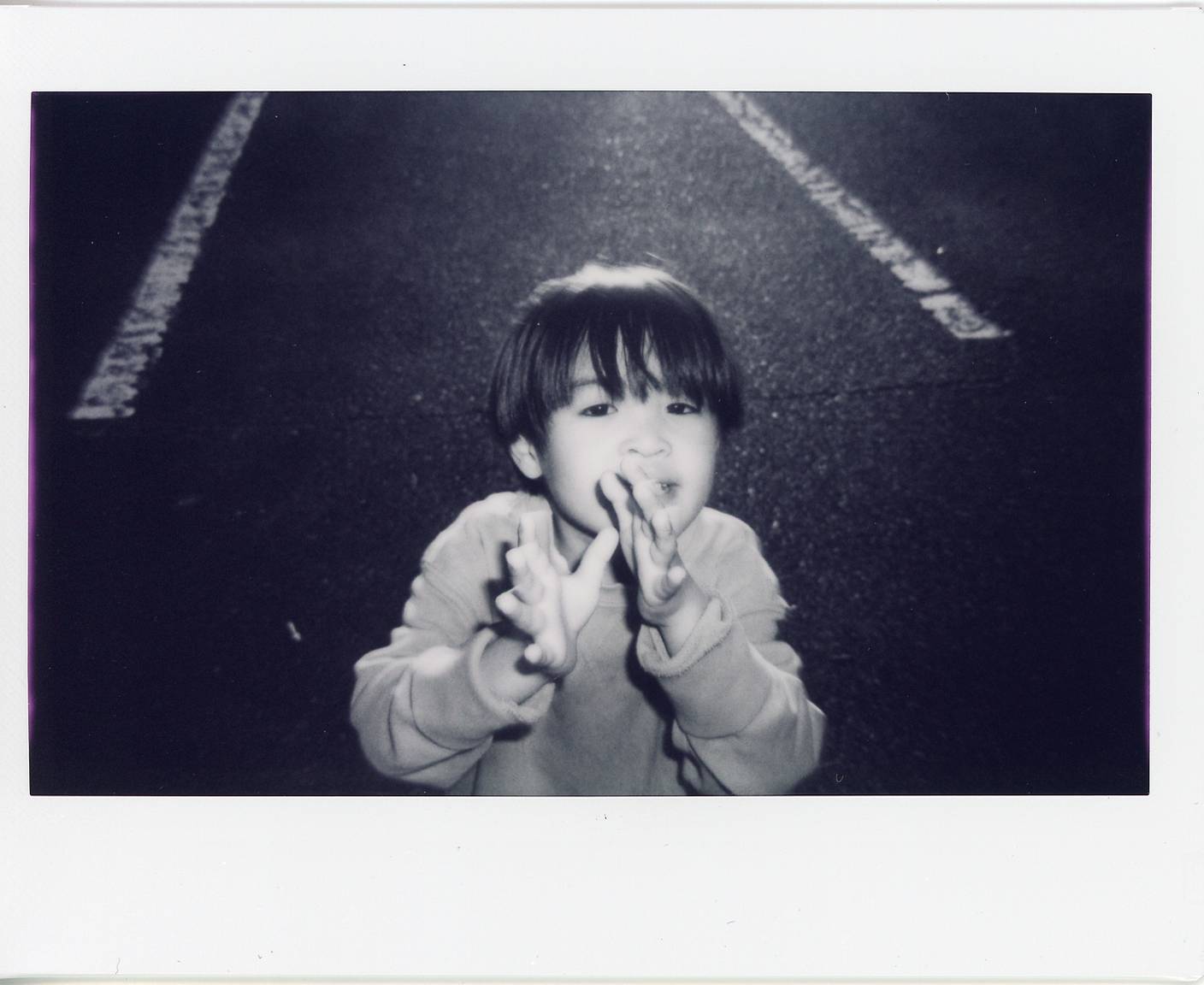 眼には見えないノイズを撮る写真家が、ノイズ溢れる世界から選んだもの